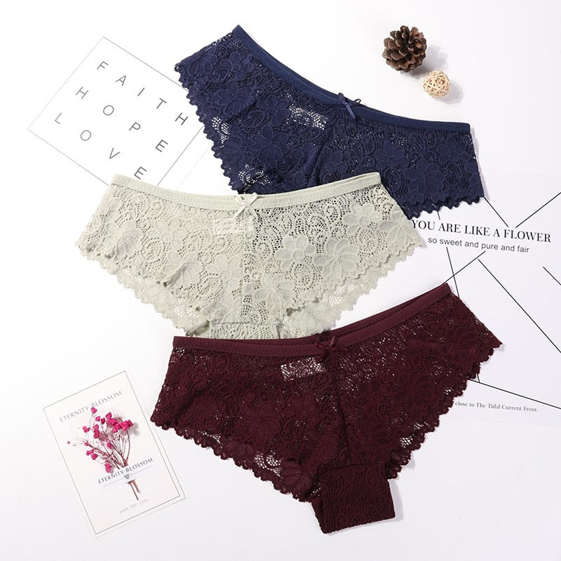 Women's Lace Patterned Panties