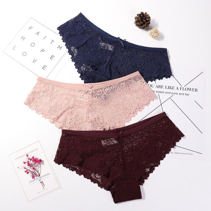 Women's Lace Patterned Panties