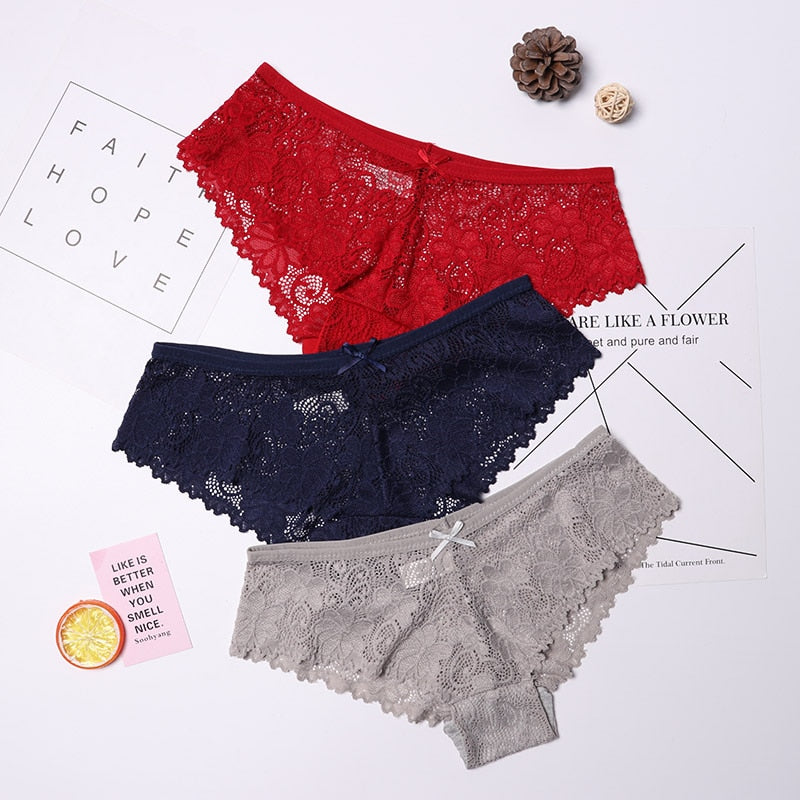 Women's Lace Patterned Panties
