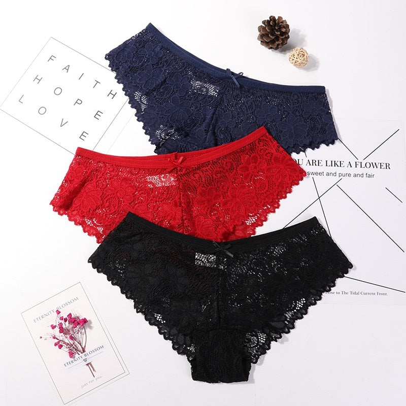Women's Lace Patterned Panties